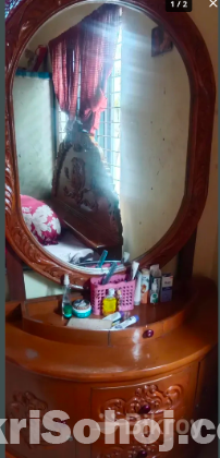 সেগুন কাঠের ড্রেসিং টেবিল